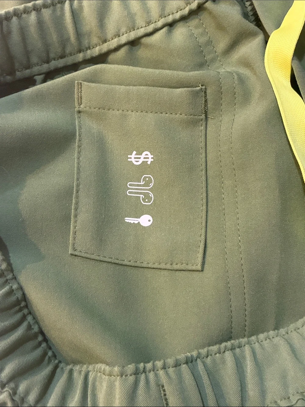 FIGS Men's Medium/Tall Cairo Olive Green Cargo Scrub Pants w/Yellow Drawstring